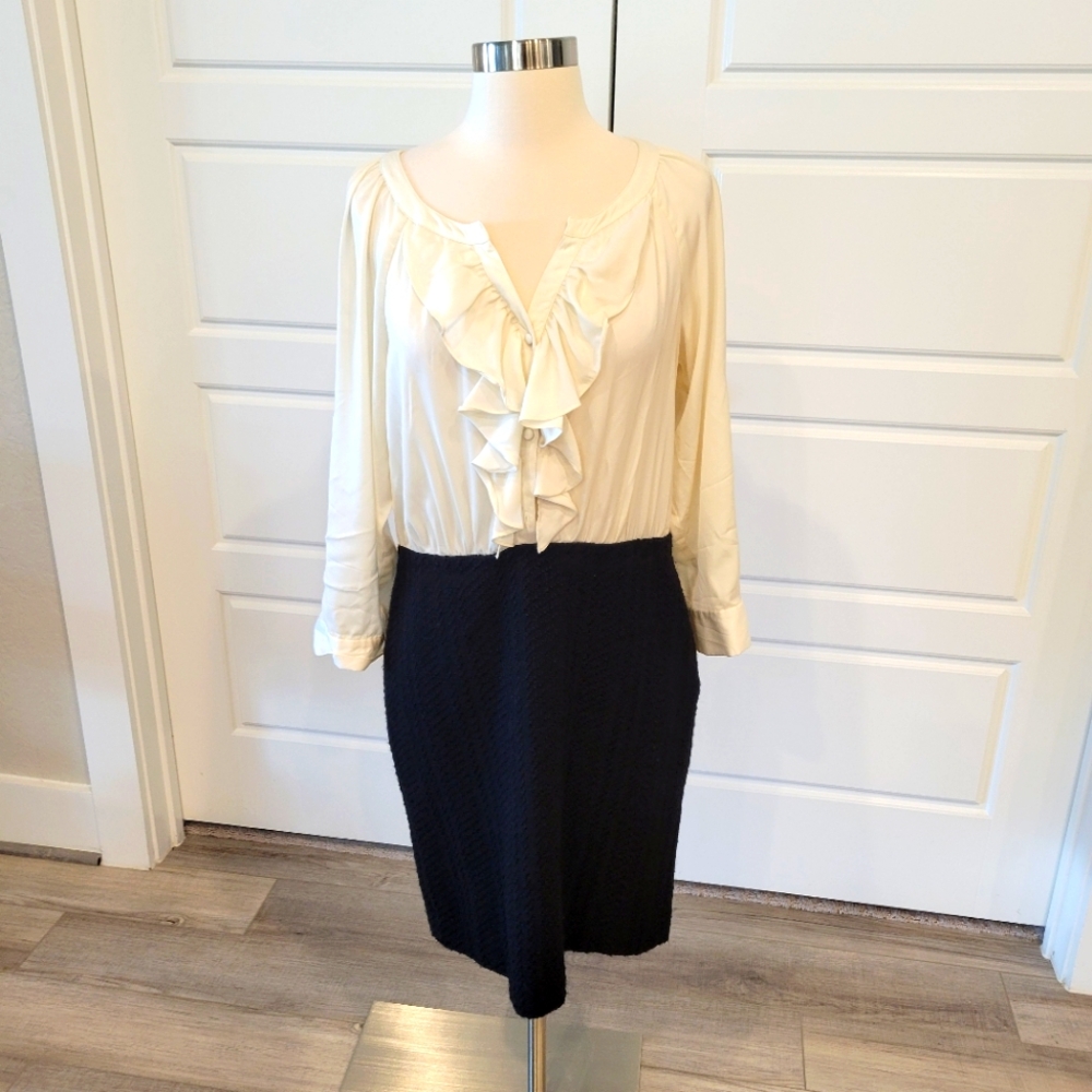 ANN TAYLOR Women's Ruffled Front Wool  Dress SIZE 8